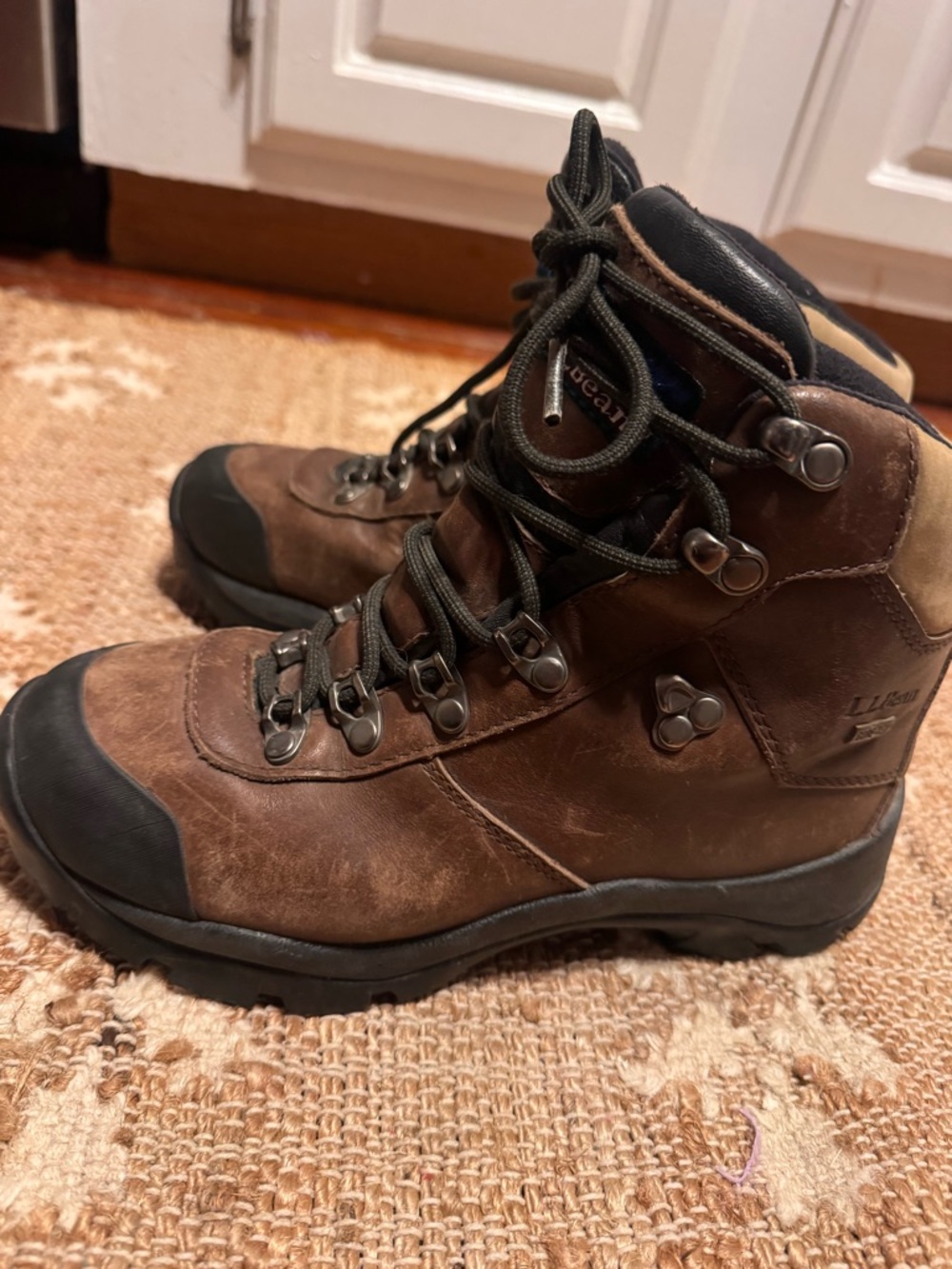 LL Bean Womens Hiking Boot Goretex Size 7.5 wide WATERPROOF - Picture 7 of 10